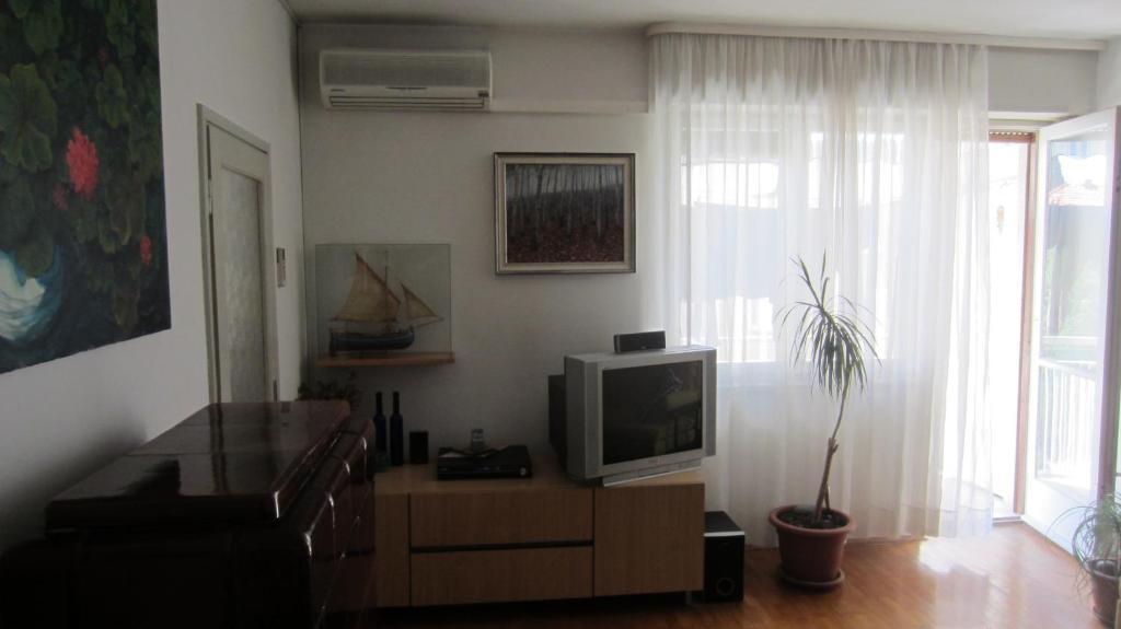 Apartments Beautiful Sandy Beach Split Room photo